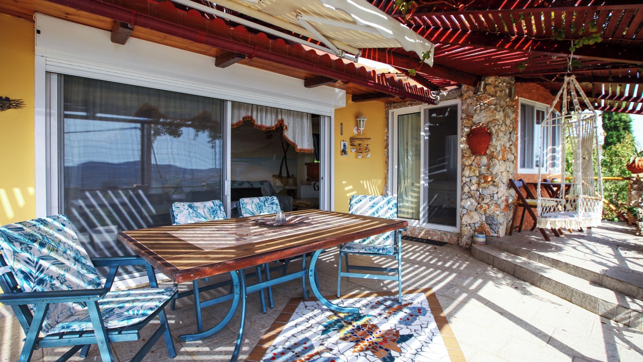 Photo of Outdoor in Anavyssos