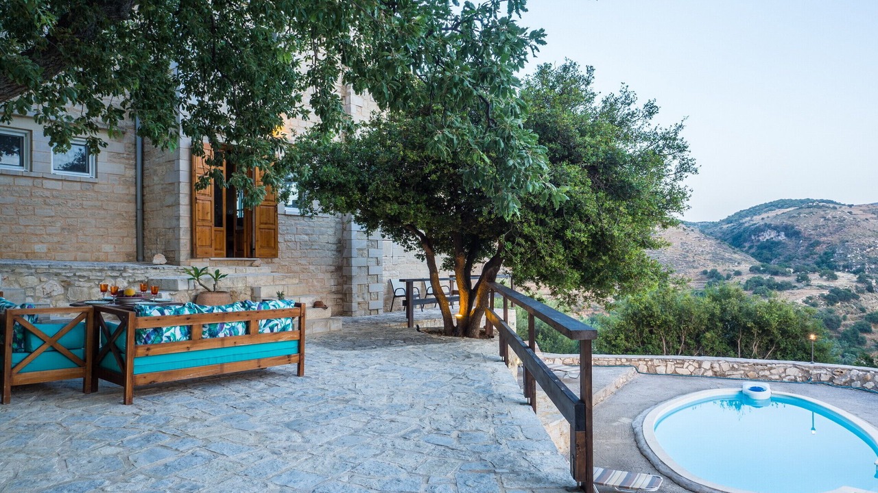 Photo of Outdoor in Monopari