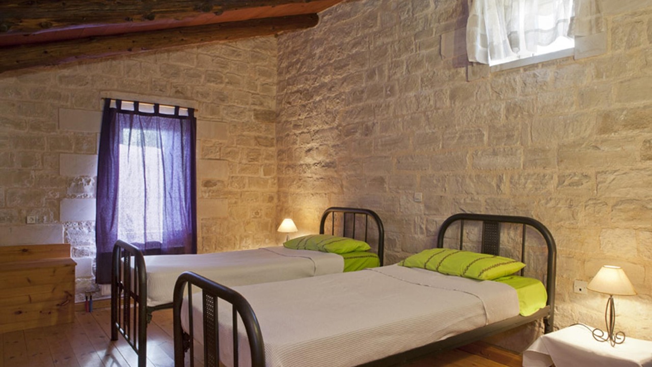 Photo of Bedroom in Monopari