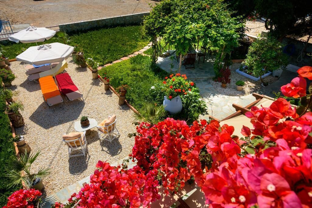 Photo of Patio Balcony in Milatos Beach