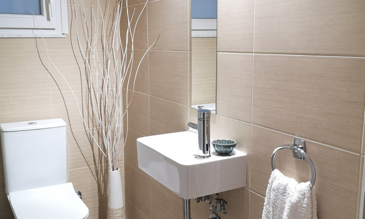 Photo of Bathroom in Rhodes