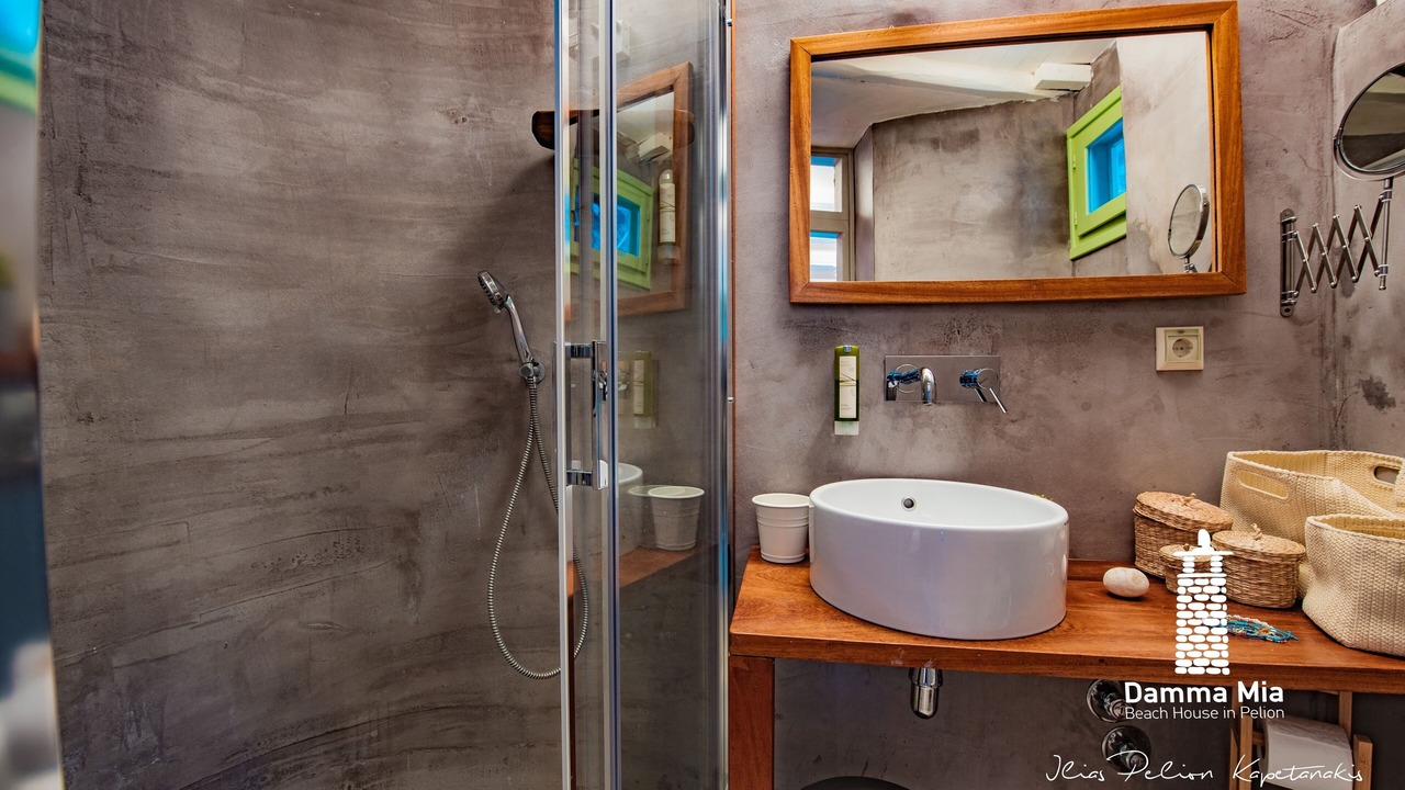 Photo of Bathroom in Papa Nero