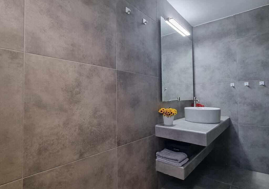 Photo of Bathroom in Lahania
