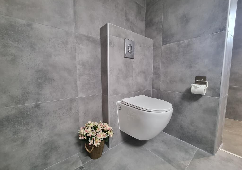 Photo of Bathroom in Lahania