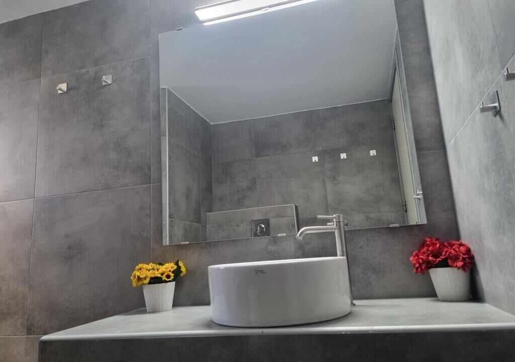 Photo of Bathroom in Lahania