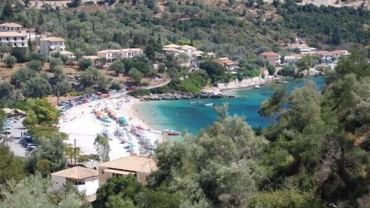 Photo of Others in Mikros Gialos