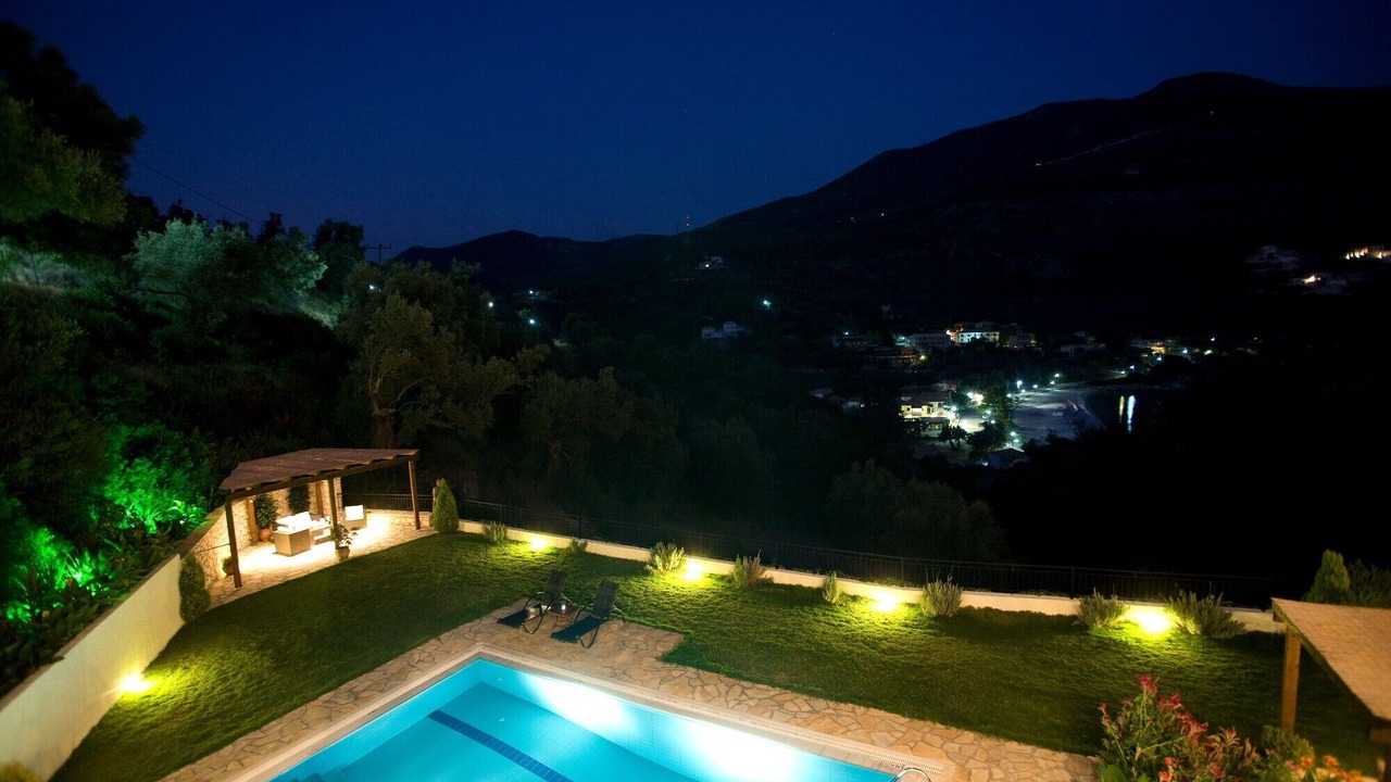 Photo of Outdoor in Mikros Gialos