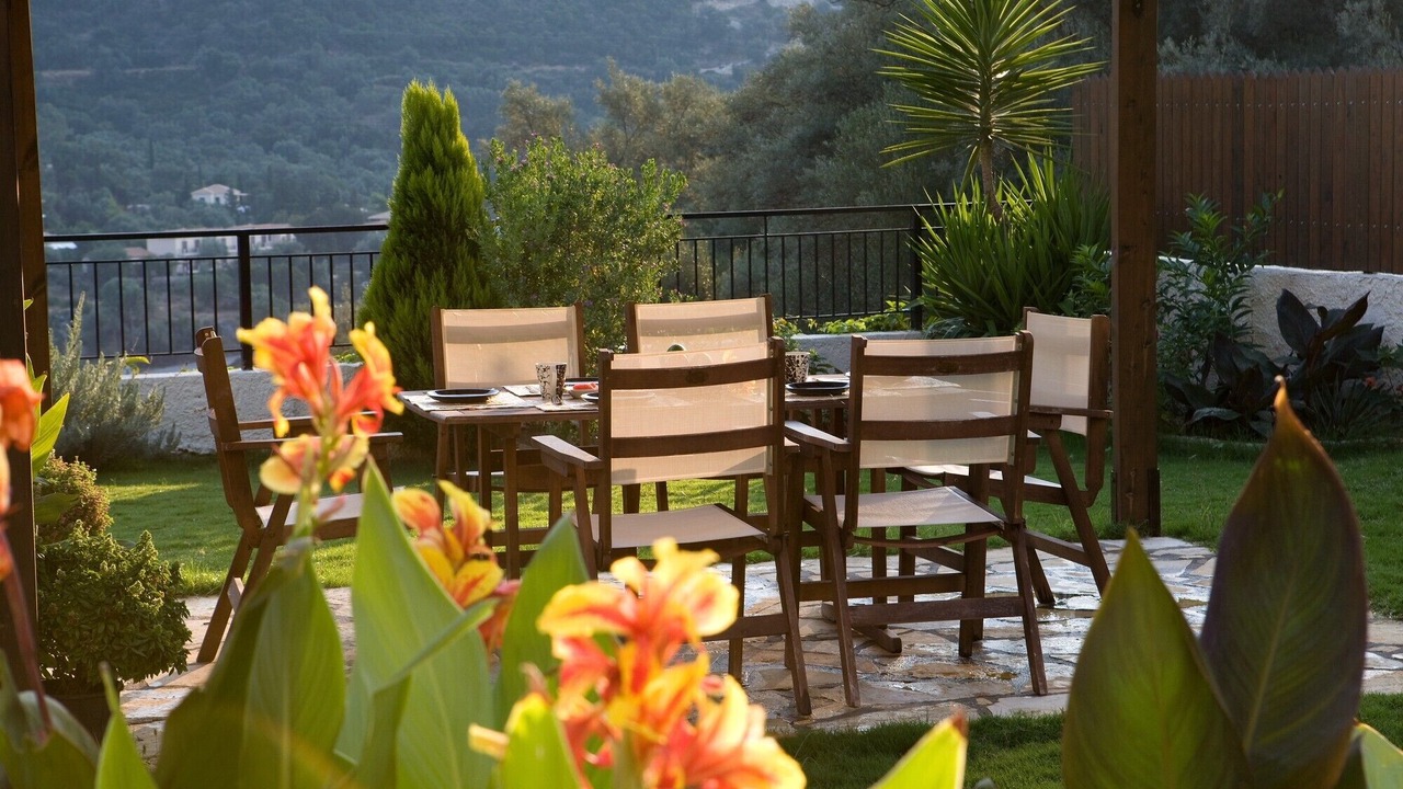Photo of Outdoor in Mikros Gialos