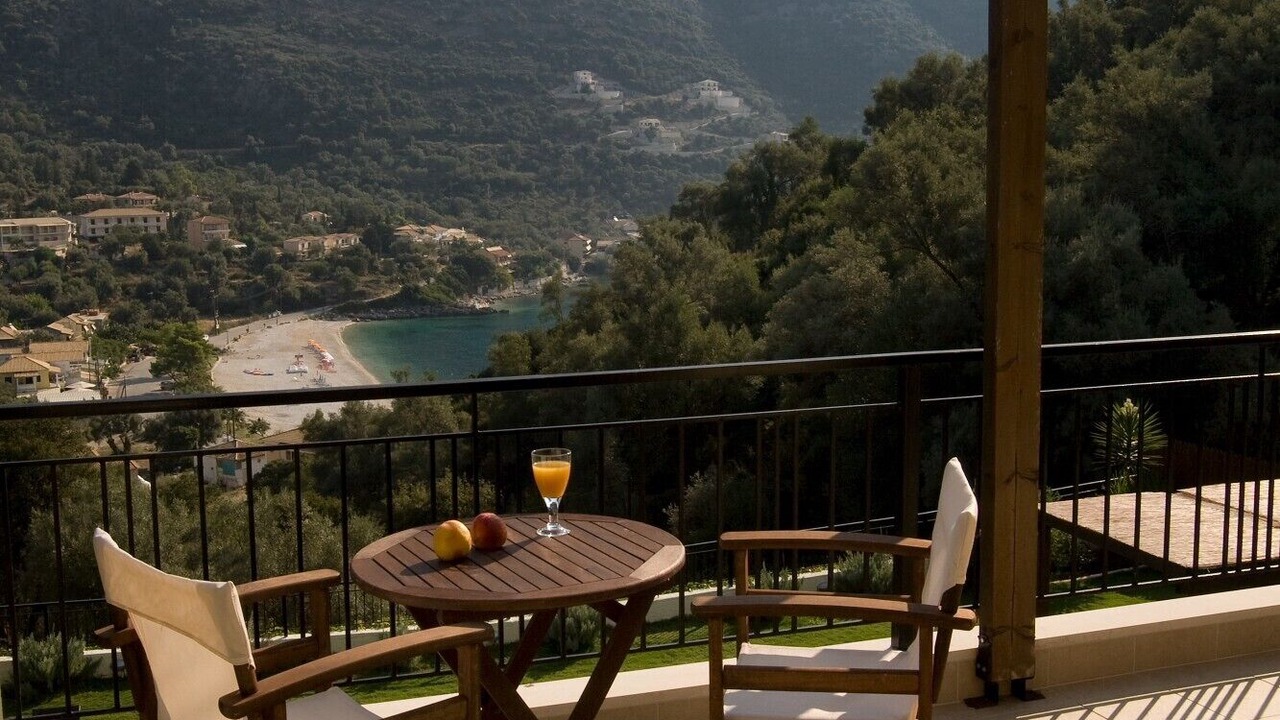 Photo of Others in Mikros Gialos
