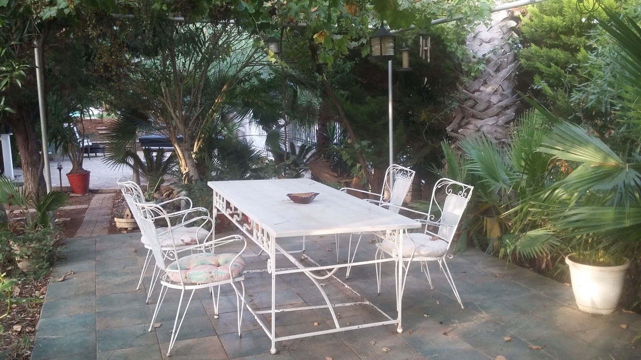 Photo of Outdoor in Raches