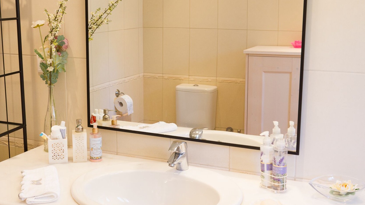 Photo of Bathroom in Anavyssos