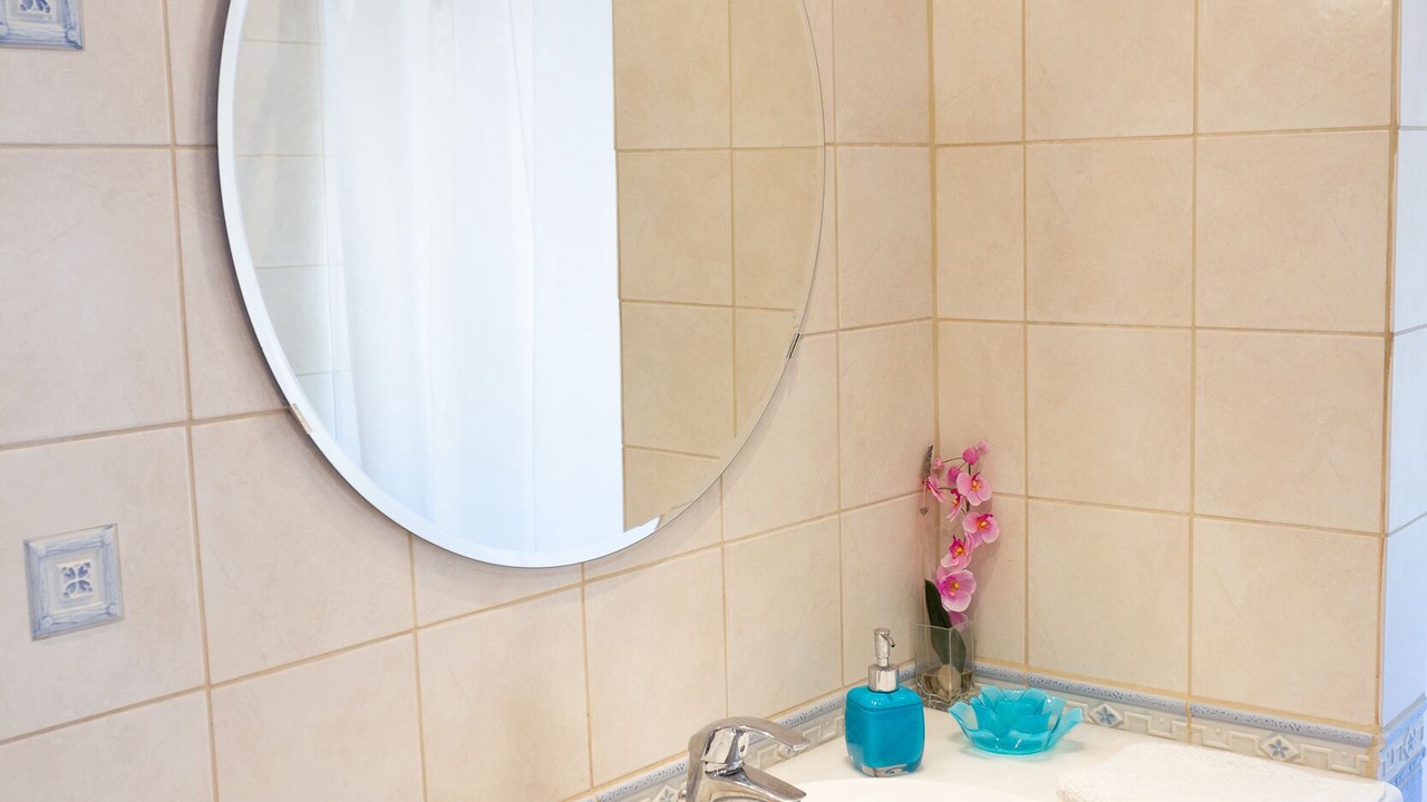 Photo of Bathroom in Anavyssos