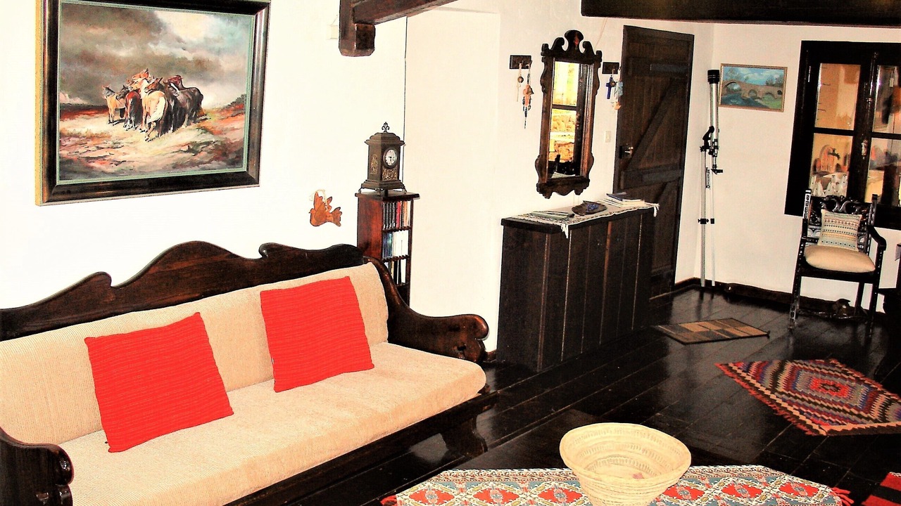 Photo of Livingroom in Egira