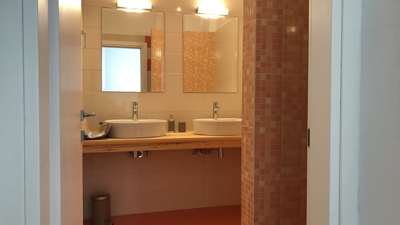 Photo of Bathroom in Foinikounta