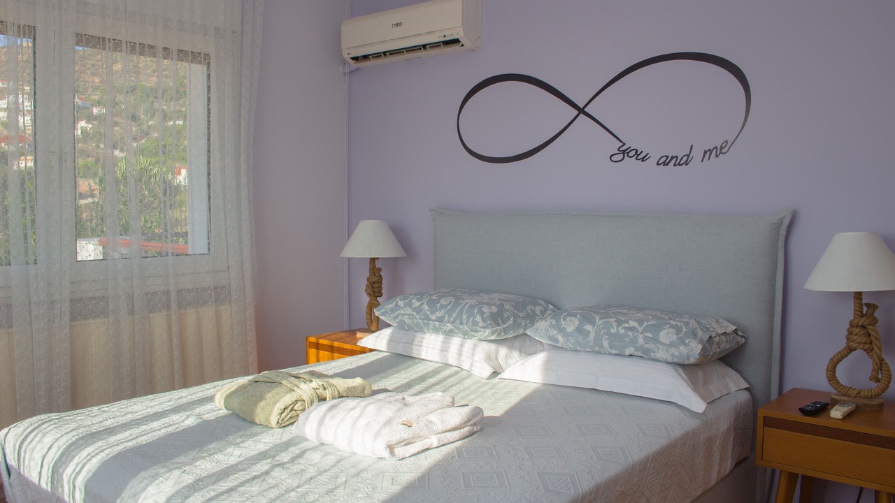 Photo of Bedroom in Saronida