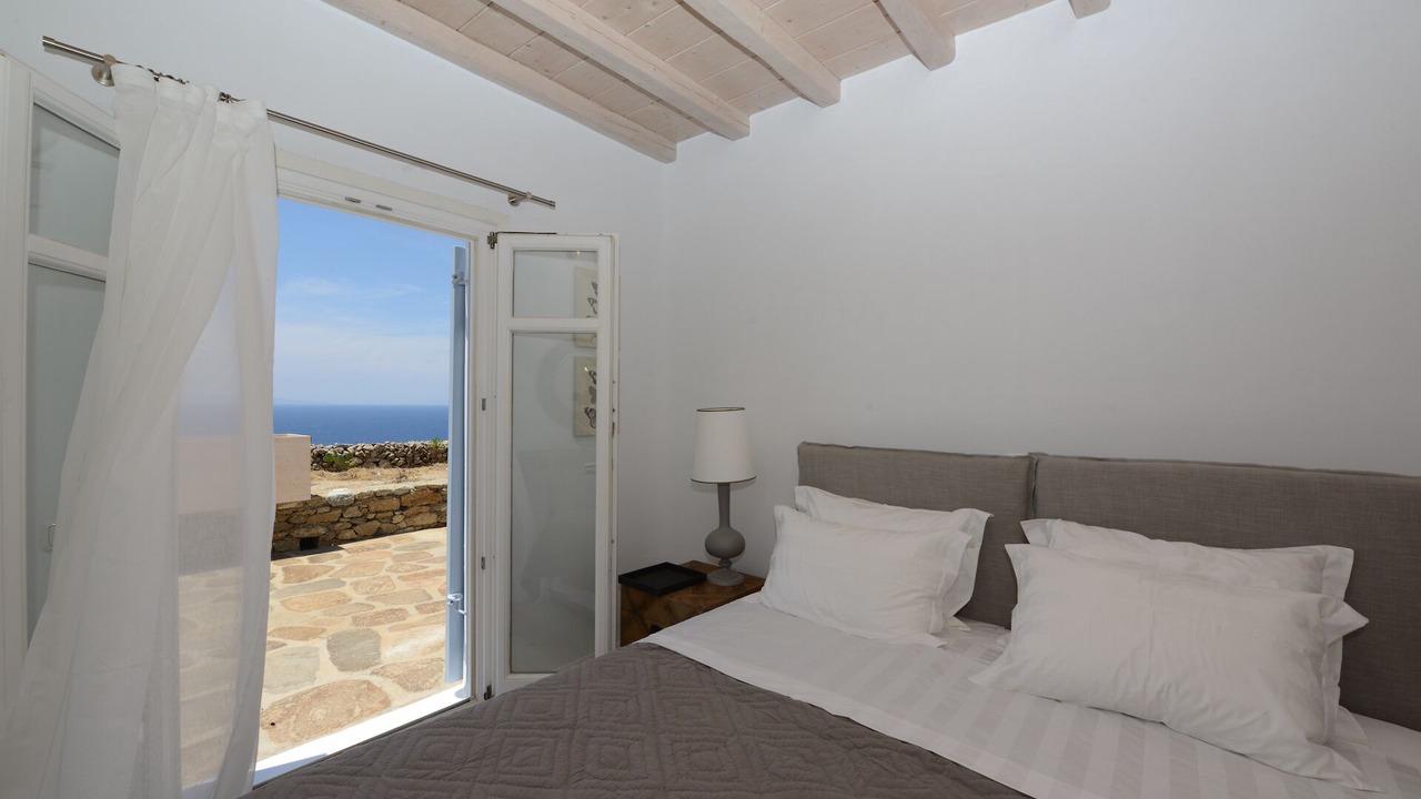 Photo of Bedroom in Houlakia