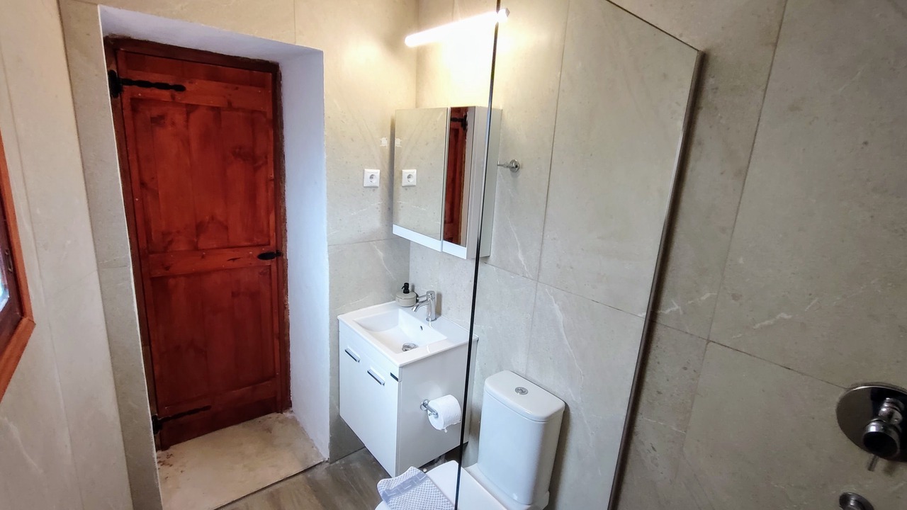 Photo of Bathroom in Mavrikiano