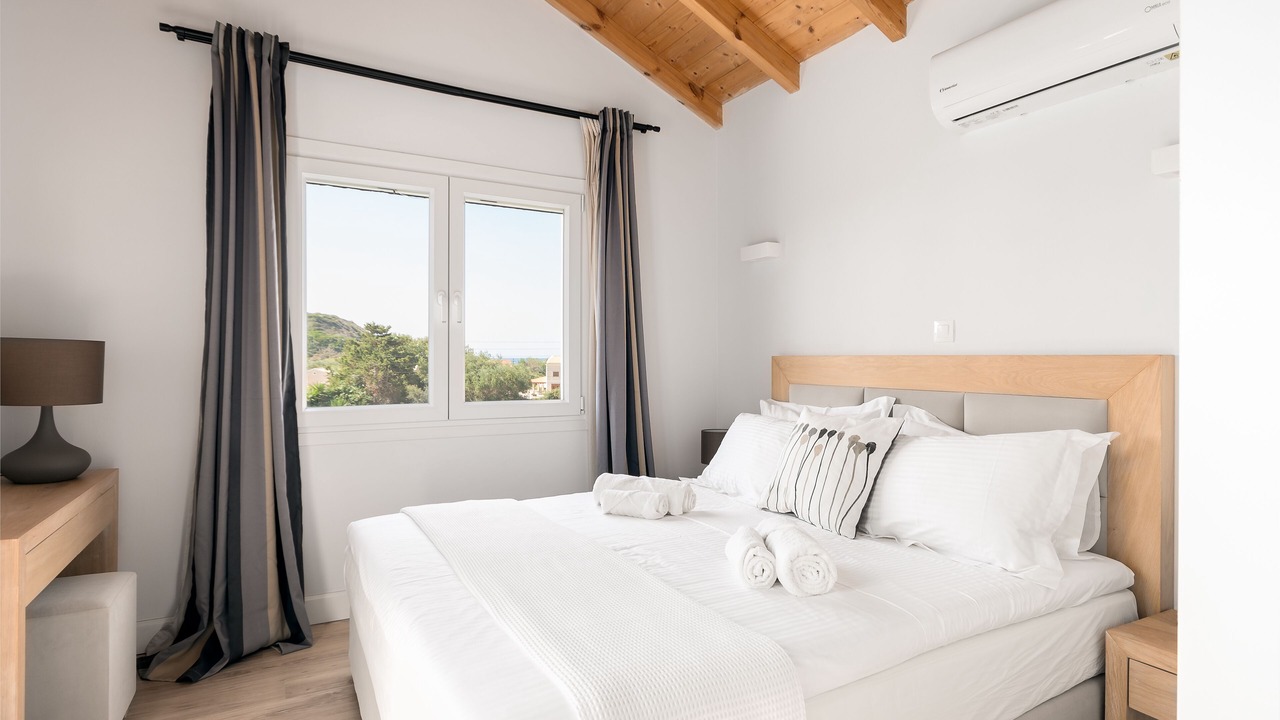 Photo of Bedroom in Erikousa Island