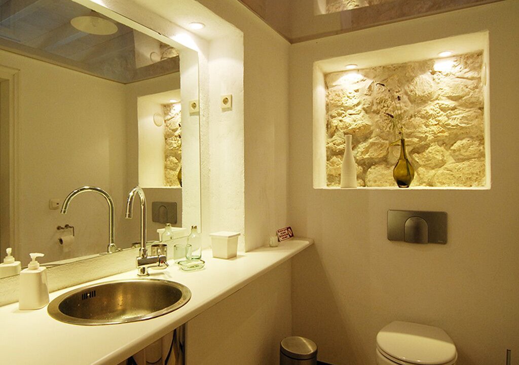 Photo of Bathroom in Kavallos