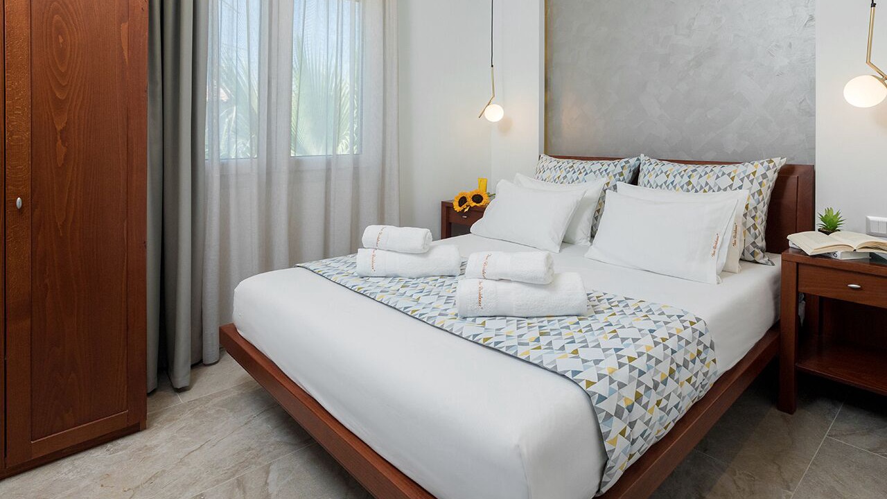 Photo of Bedroom in Polichrono