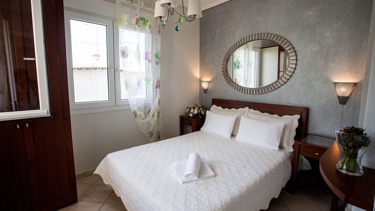 Photo of Bedroom in Polichrono