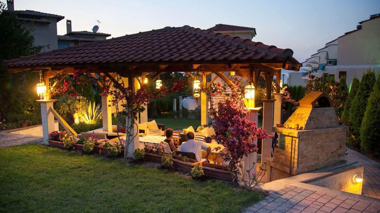 Photo of Outdoor in Polichrono