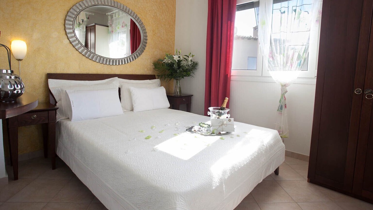 Photo of Bedroom in Polichrono
