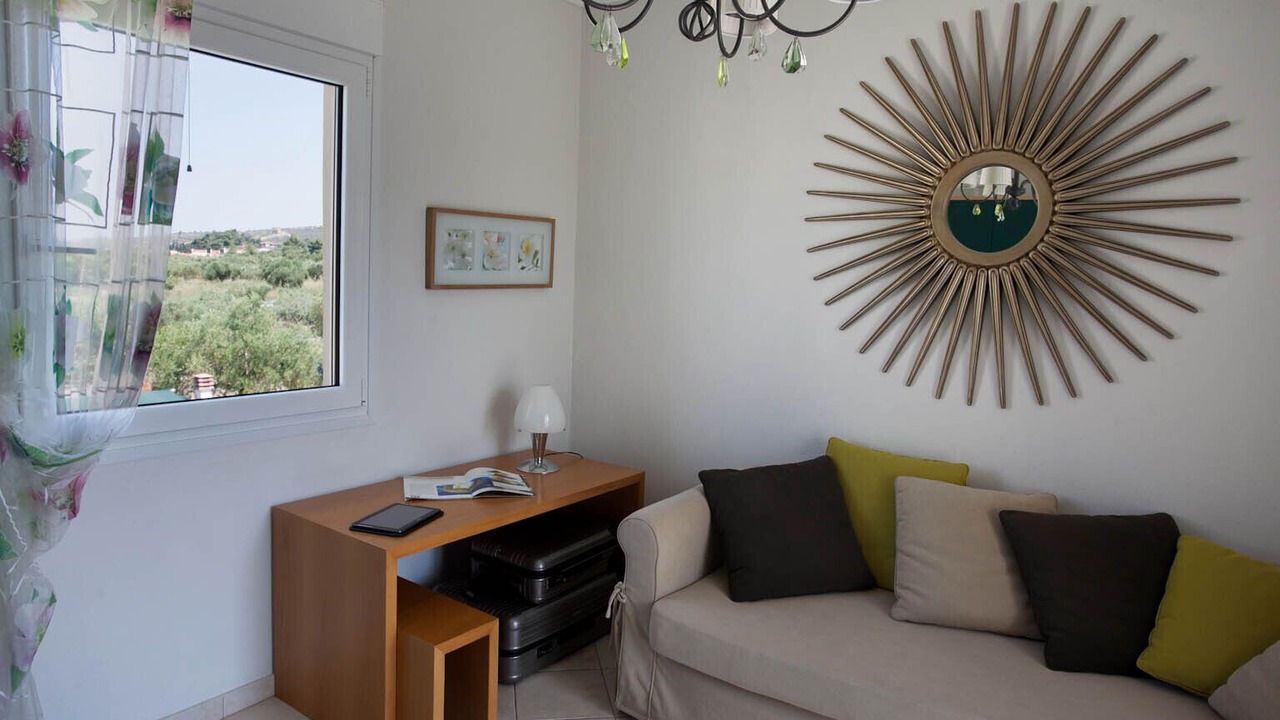 Photo of Livingroom in Polichrono