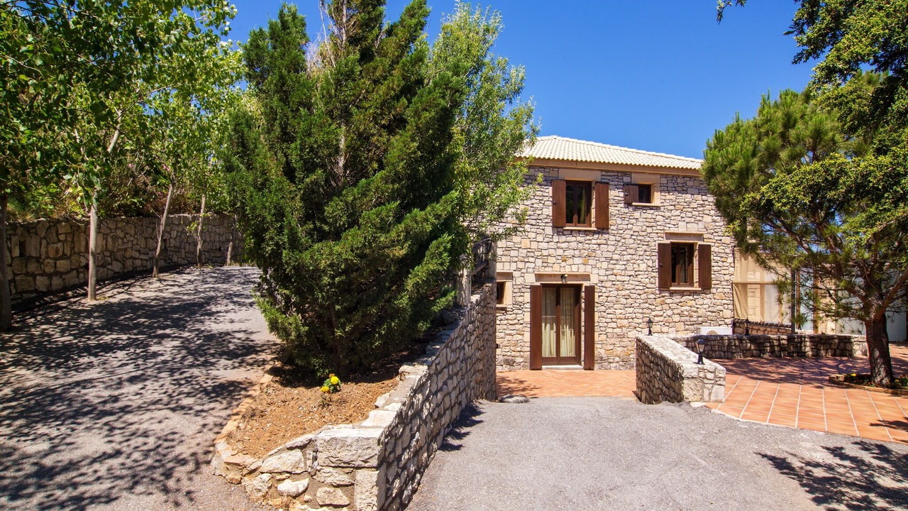 Photo of Outdoor in Limeniskos