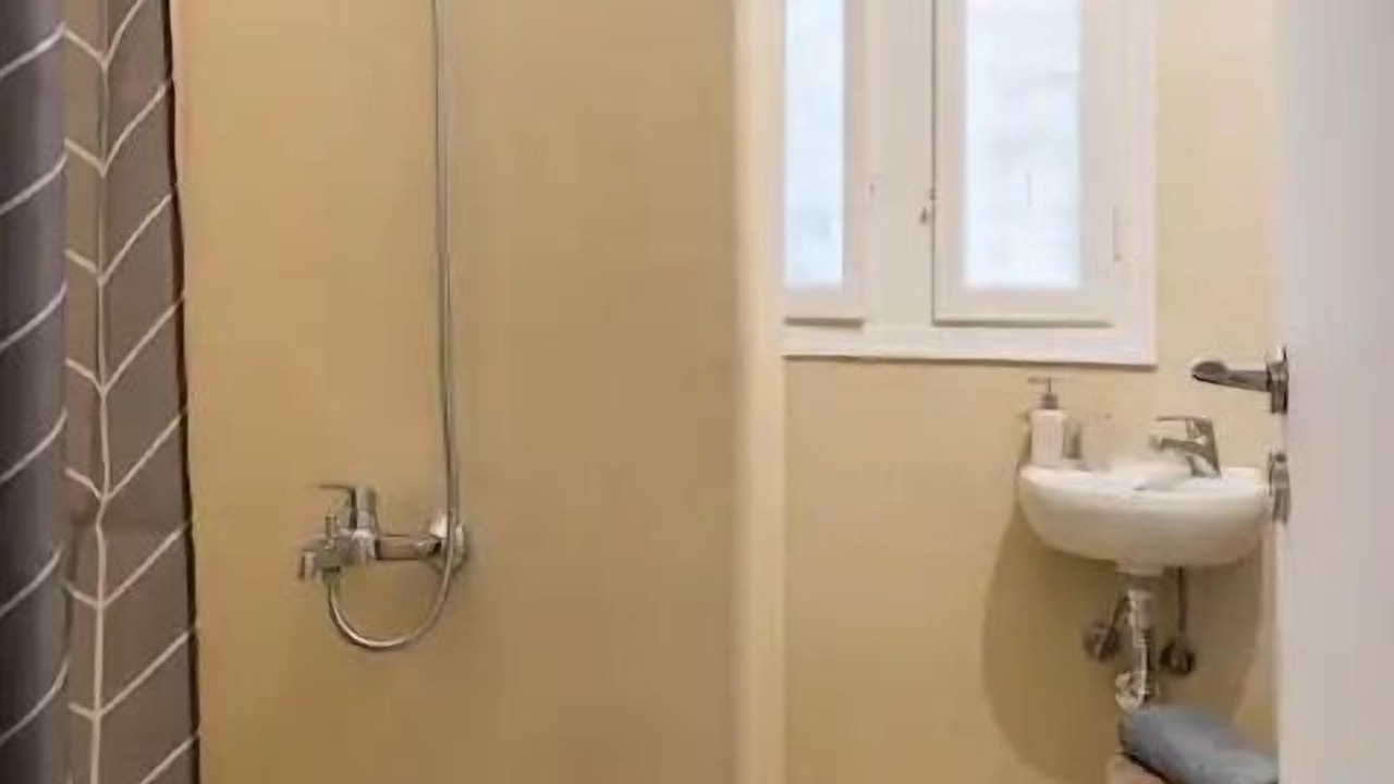 Photo of Bathroom in Makrigianni