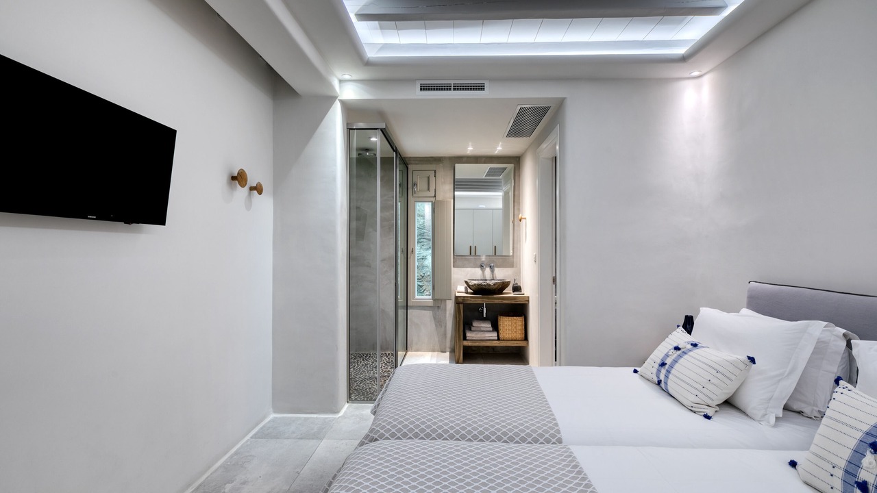 Photo of Bedroom in Tourlos