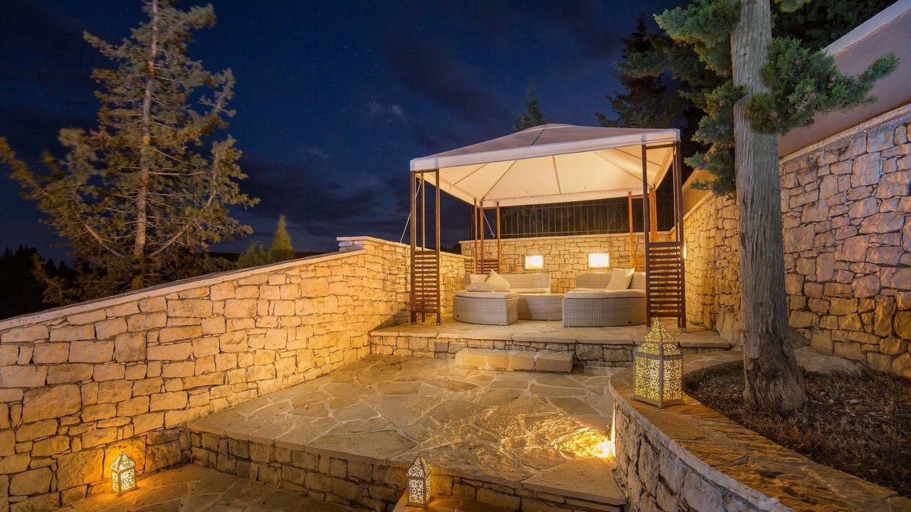Photo of Patio Balcony in Koutsi
