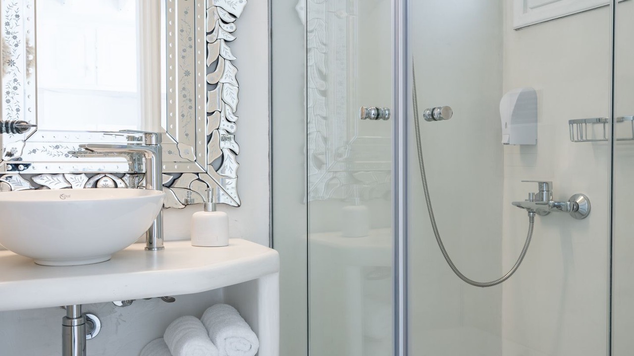 Photo of Bathroom in Oia