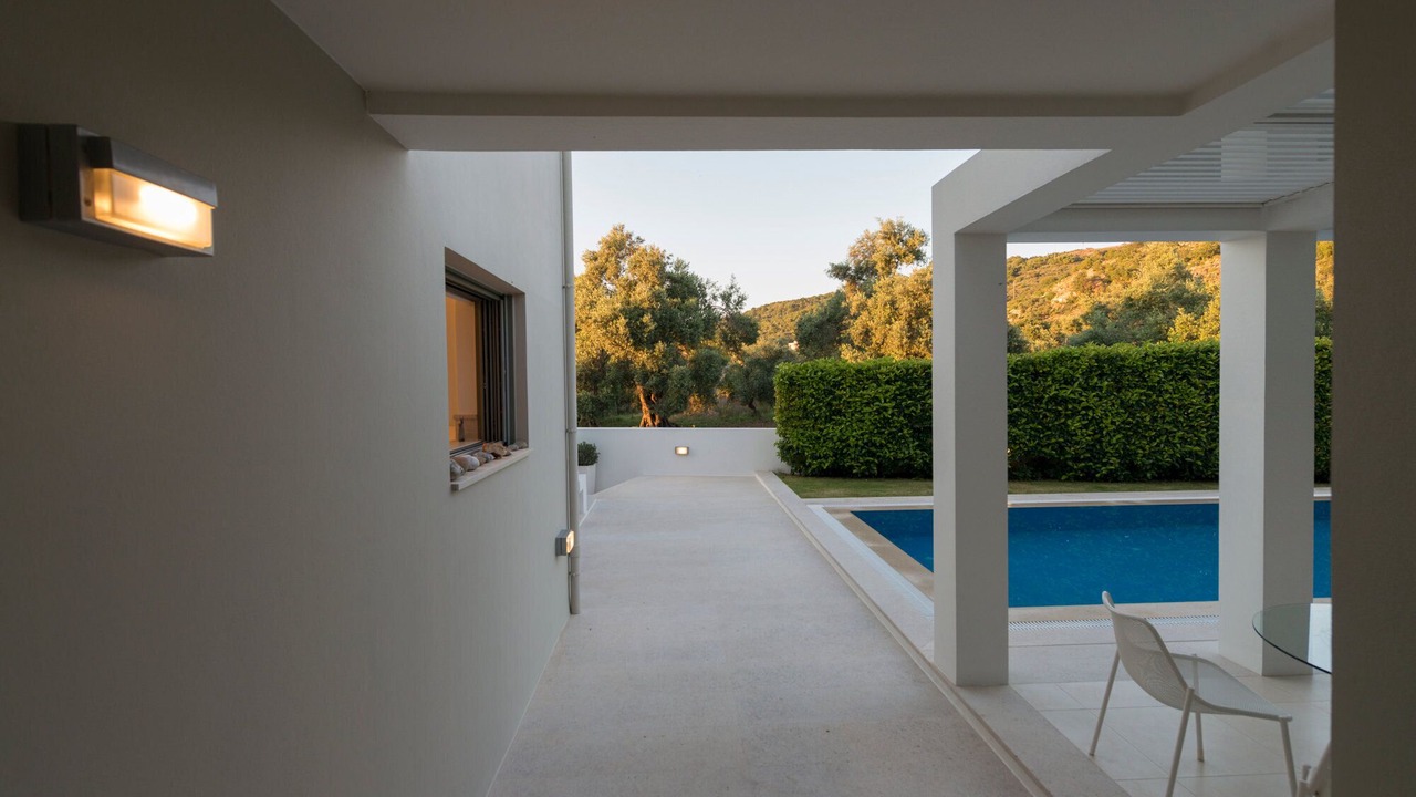 Photo of Outdoor in Monopari