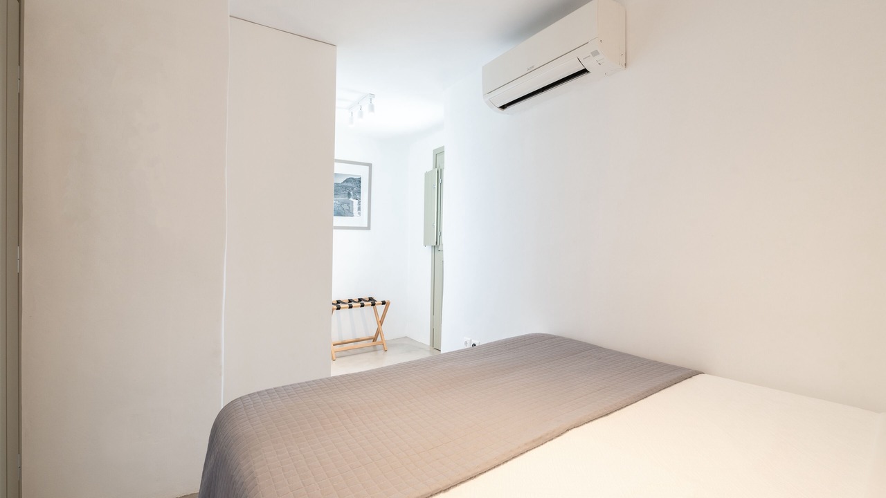 Photo of Bedroom in Serifos