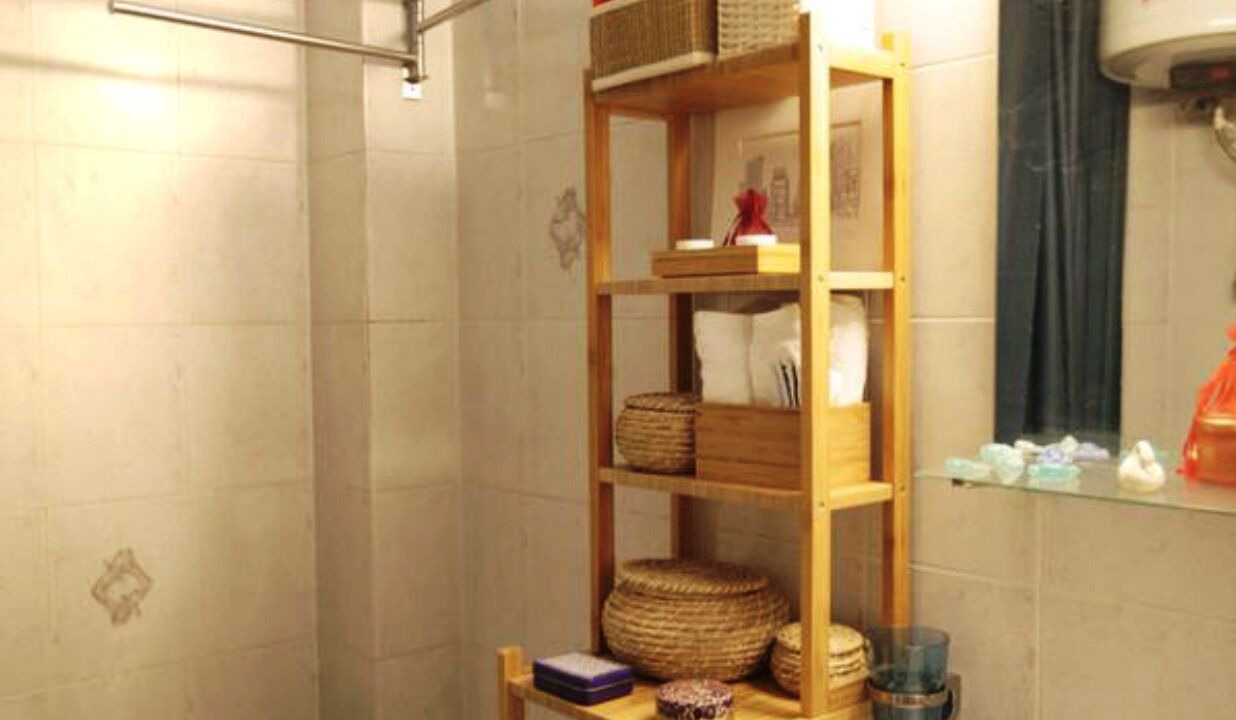 Photo of Bathroom in Mets