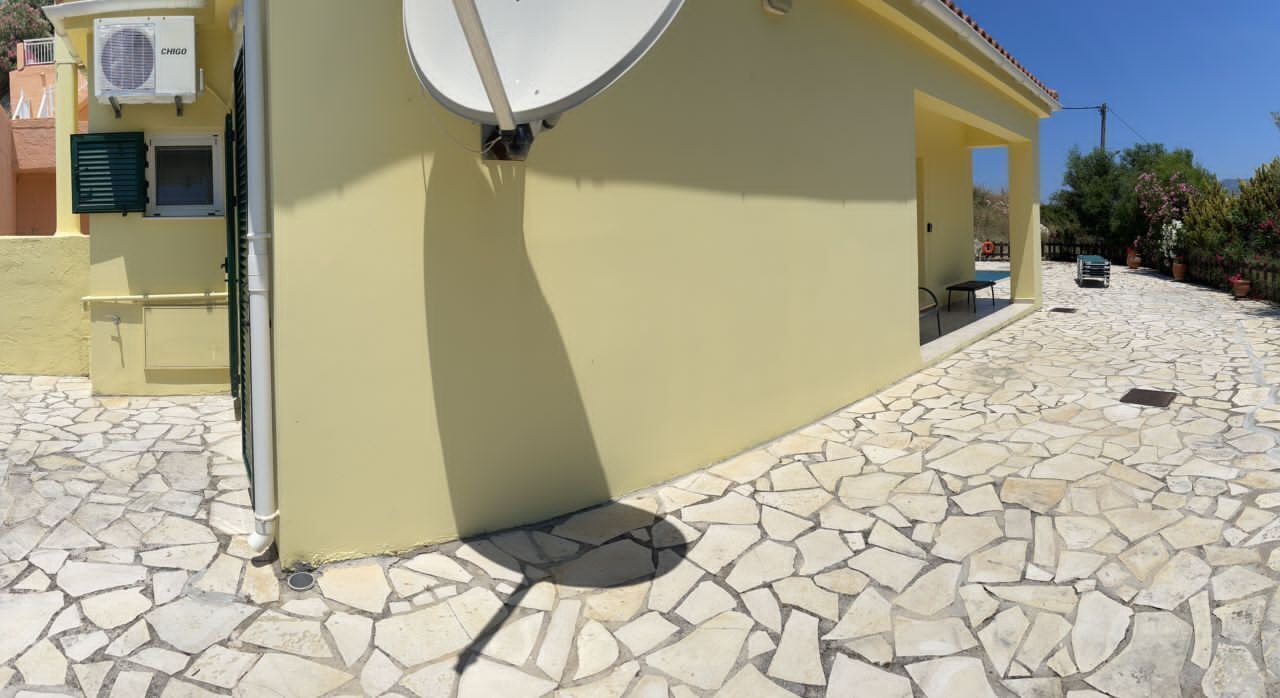 Photo of Outdoor in Zola