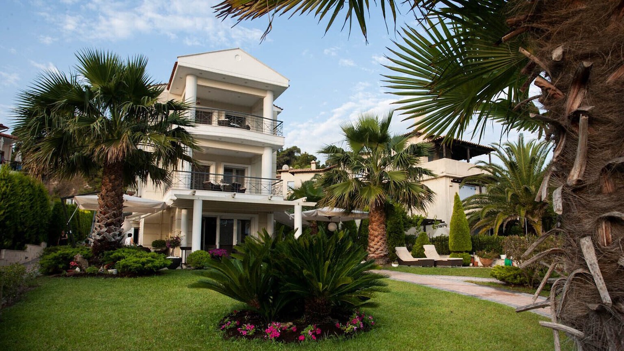 Photo of Outdoor in Polichrono