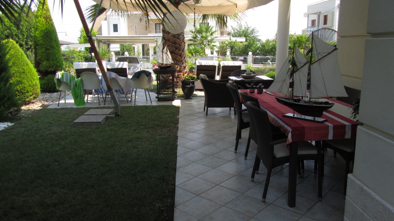 Photo of Outdoor in Polichrono