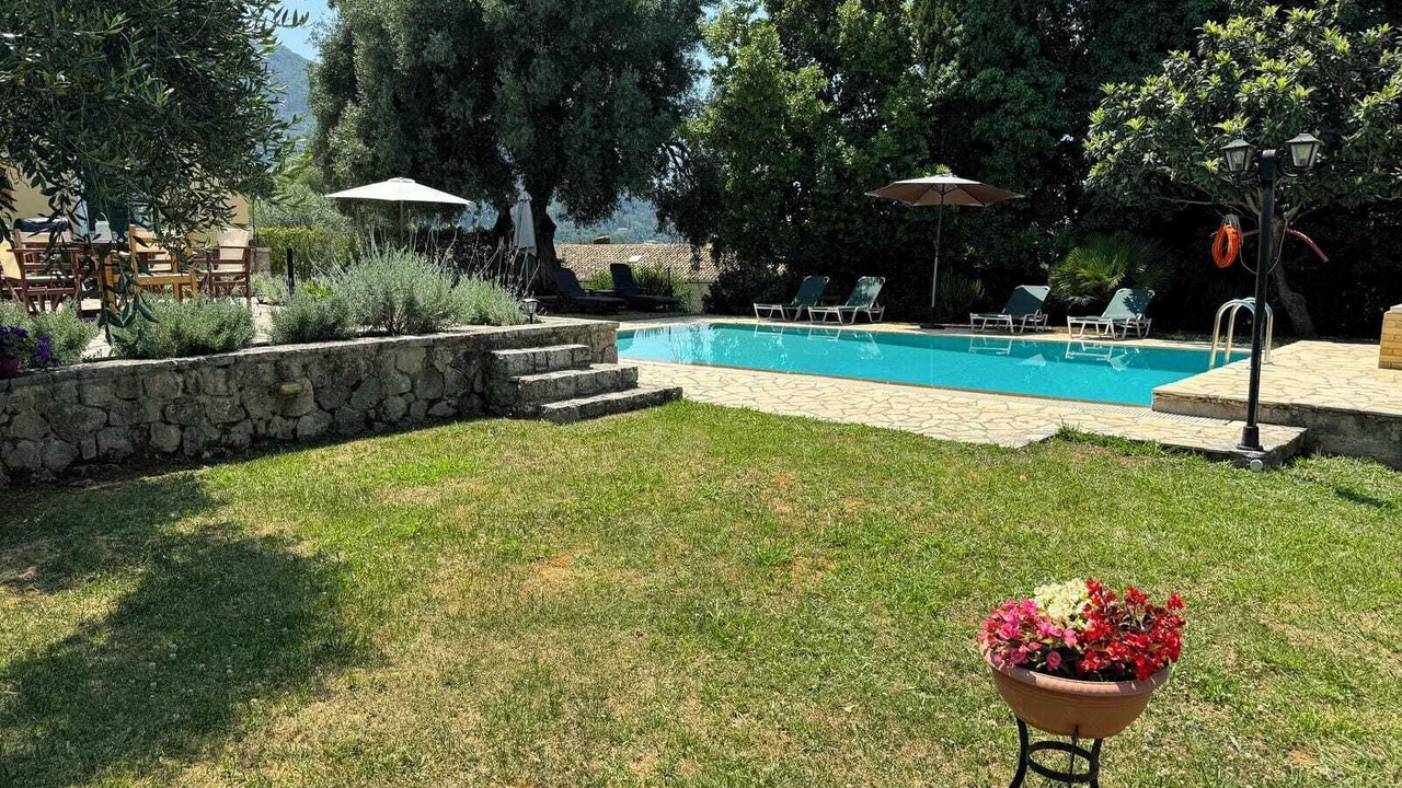 Photo of Outdoor in Achilleio