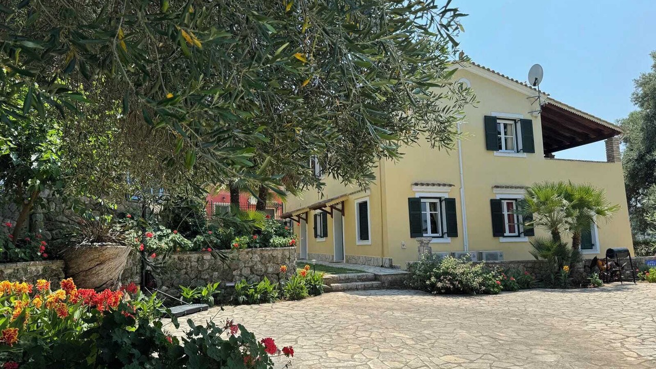 Photo of Outdoor in Achilleio