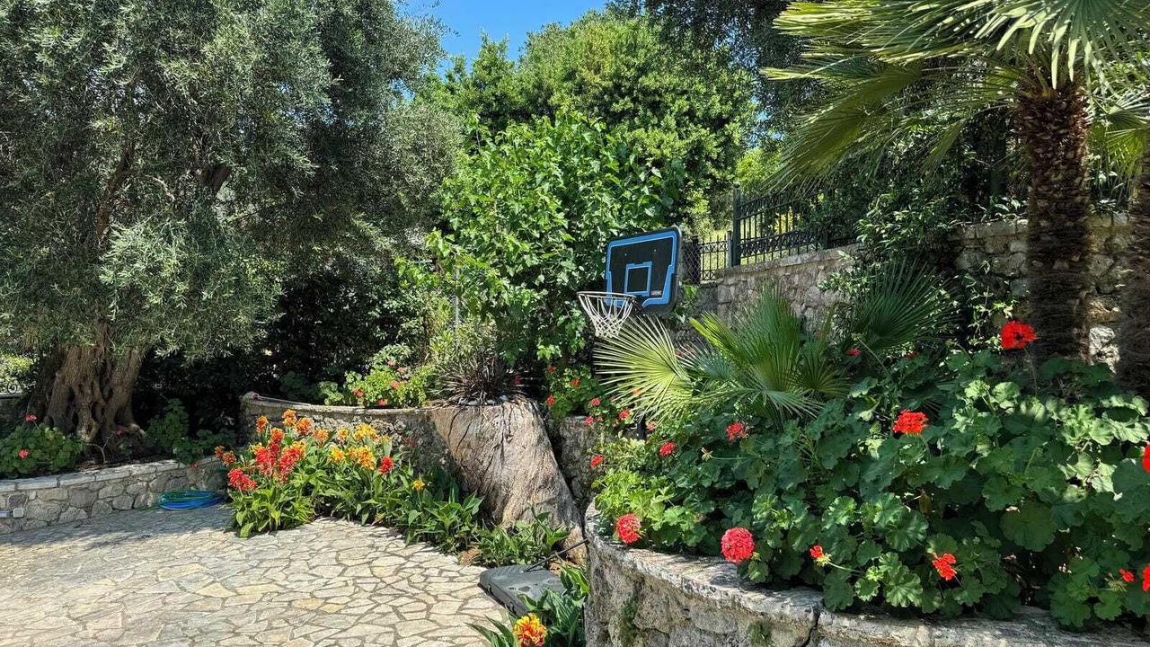 Photo of Outdoor in Achilleio