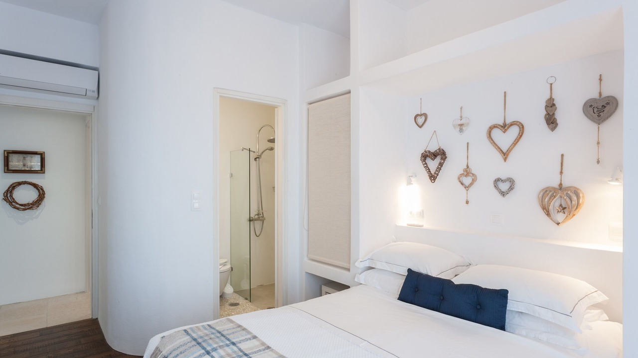 Photo of Bedroom in Ios