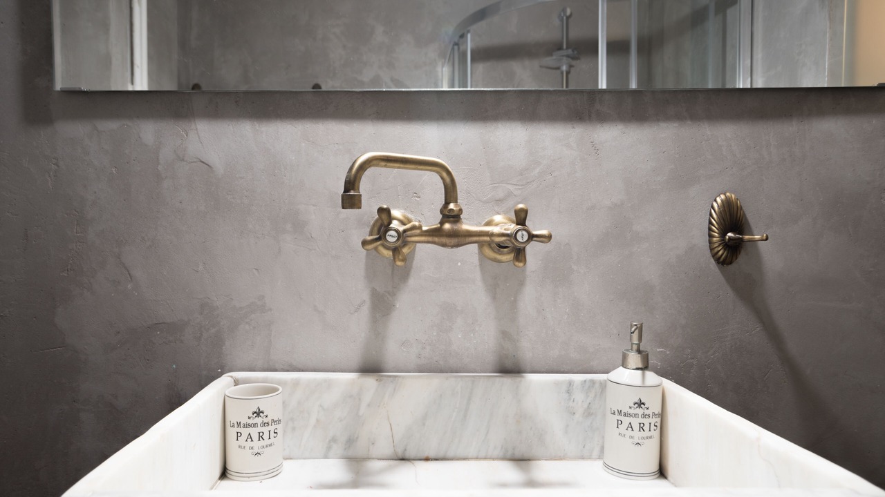 Photo of Bathroom in Monastiraki