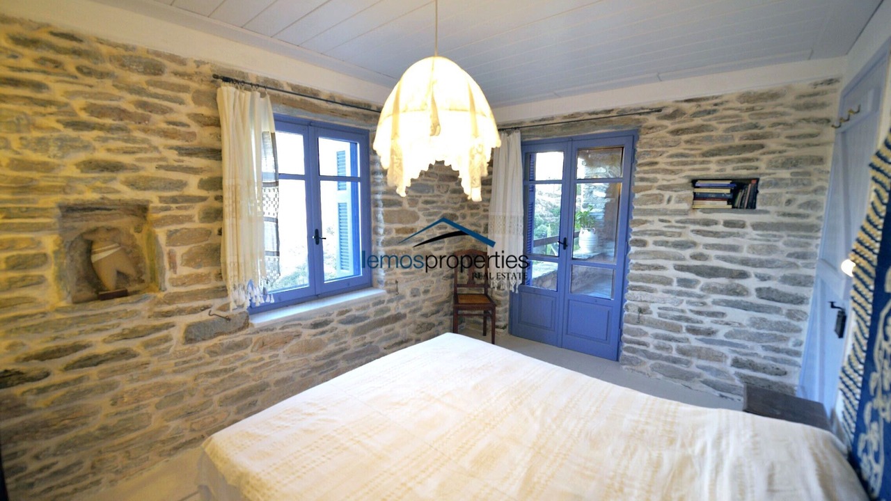 Photo of Bedroom in Kea