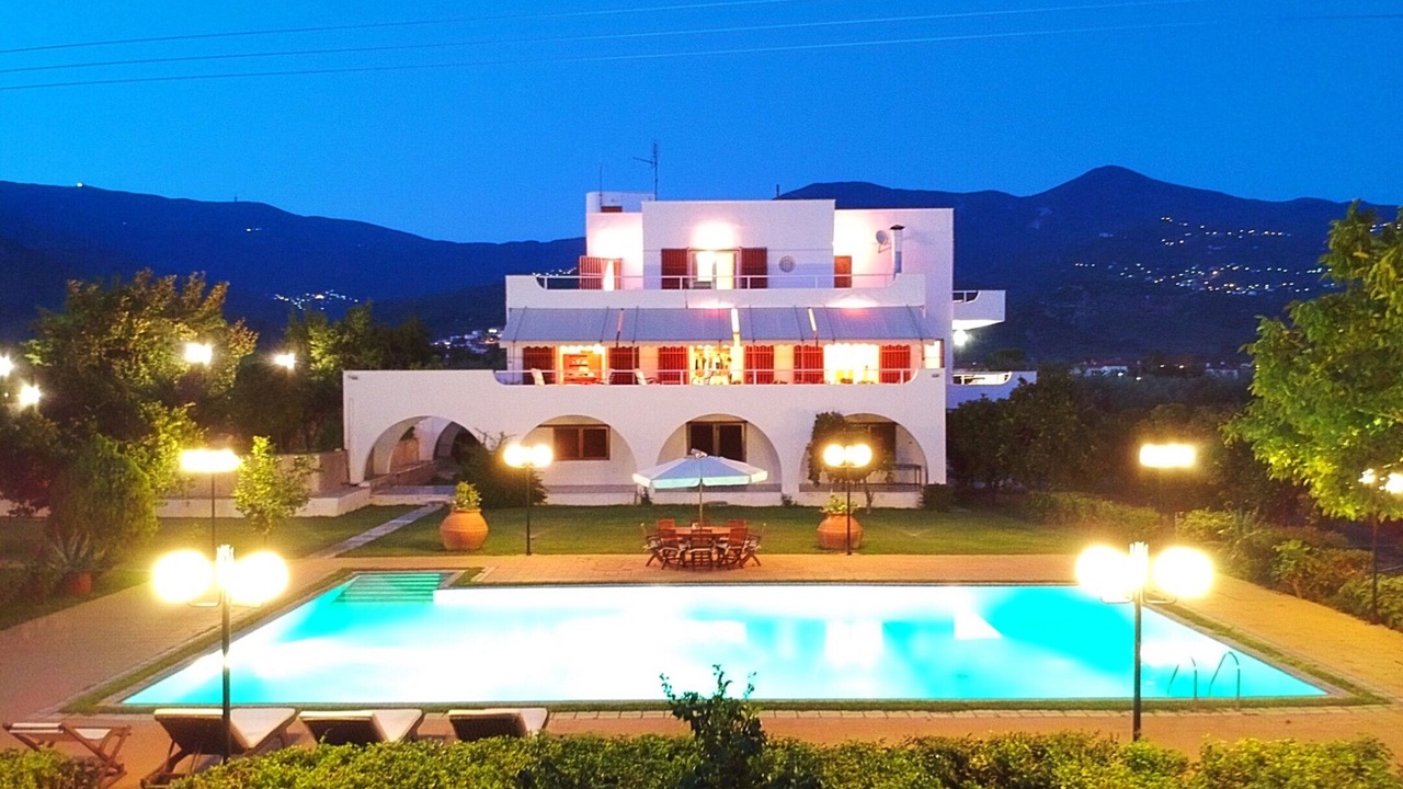 Photo of Outdoor in Artemida
