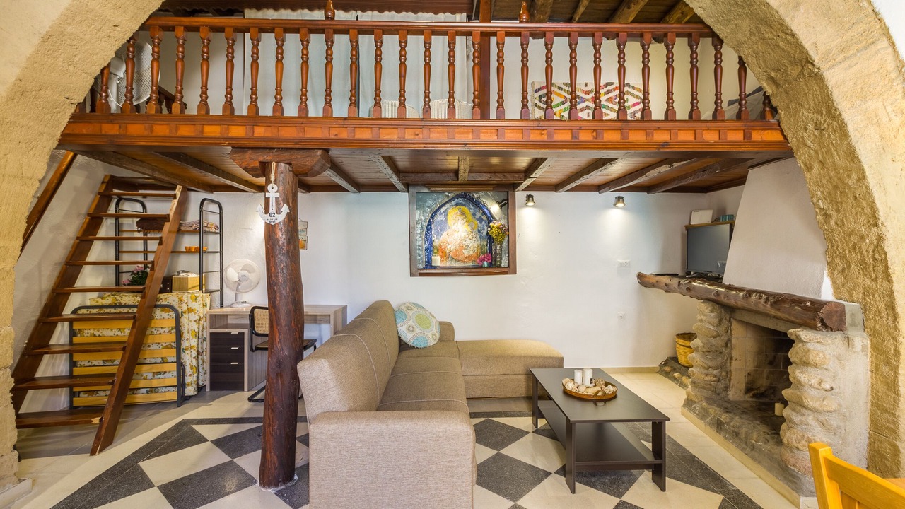 Photo of Livingroom in Kallithea