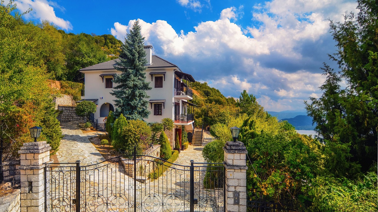 Photo of Outdoor in Ligiades
