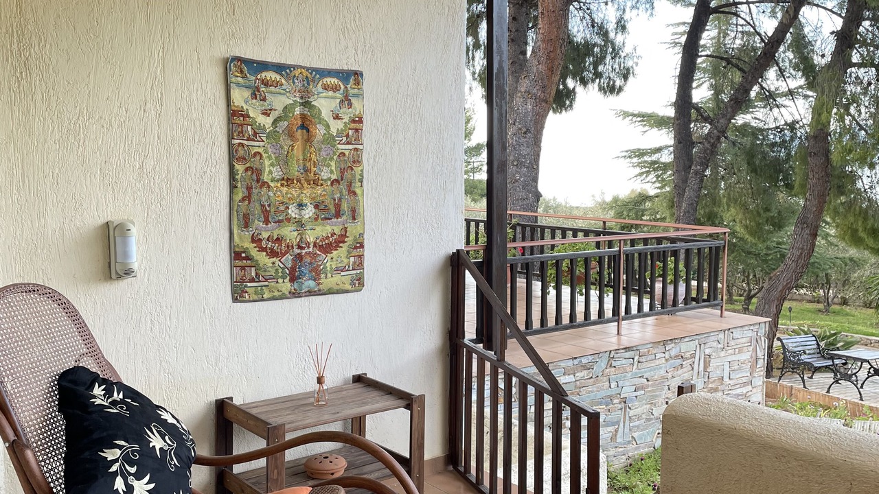 Photo of Patio Balcony in Lokroi