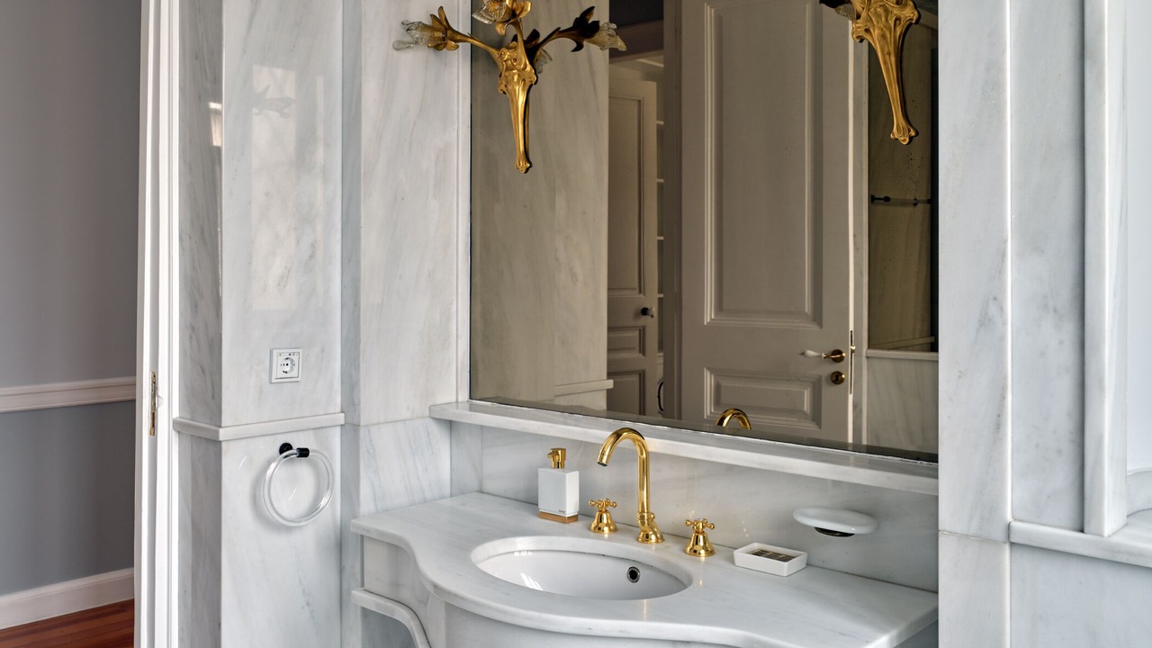 Photo of Bathroom in Makrigianni
